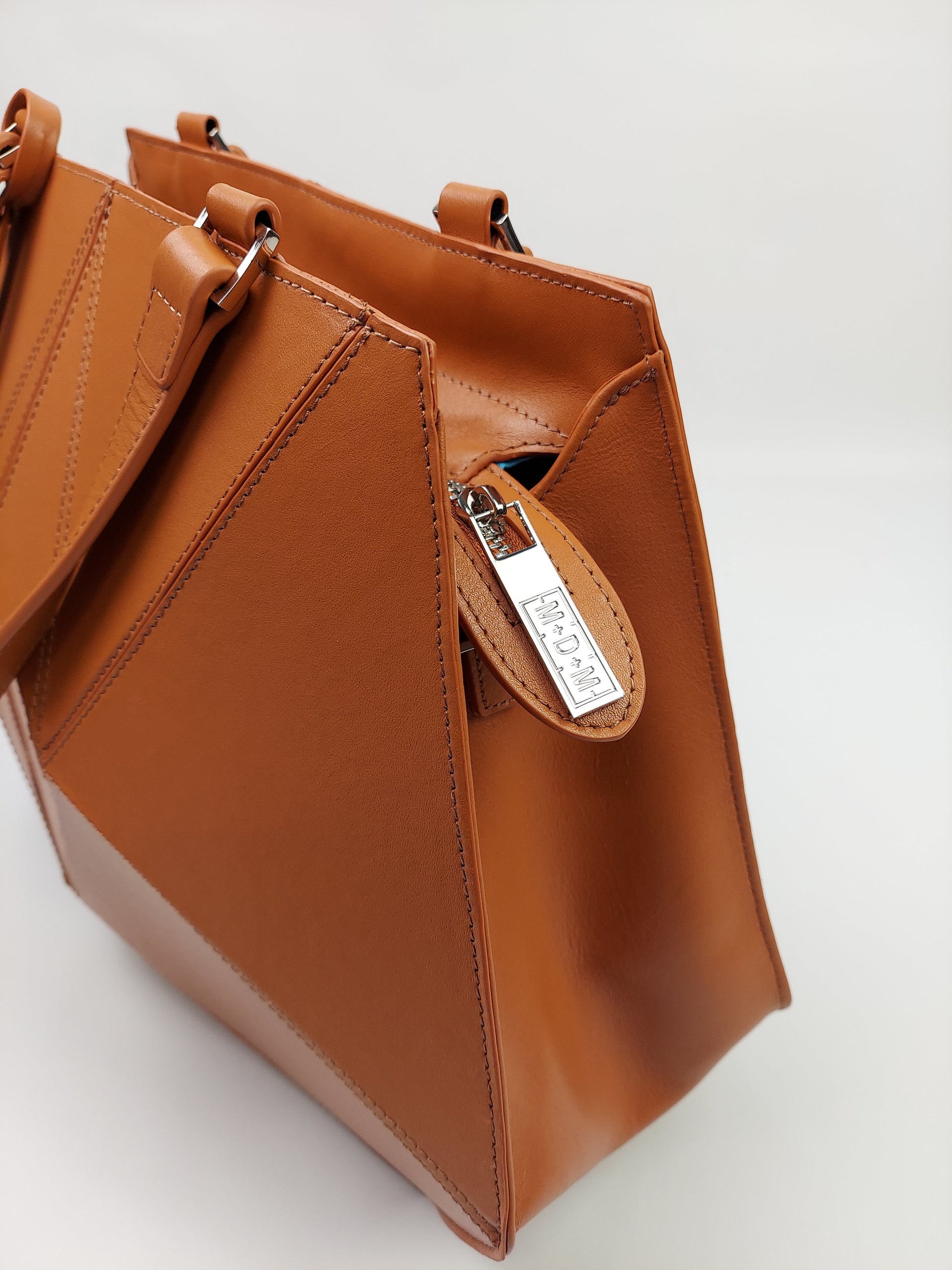 saddle shoulder handbag collection