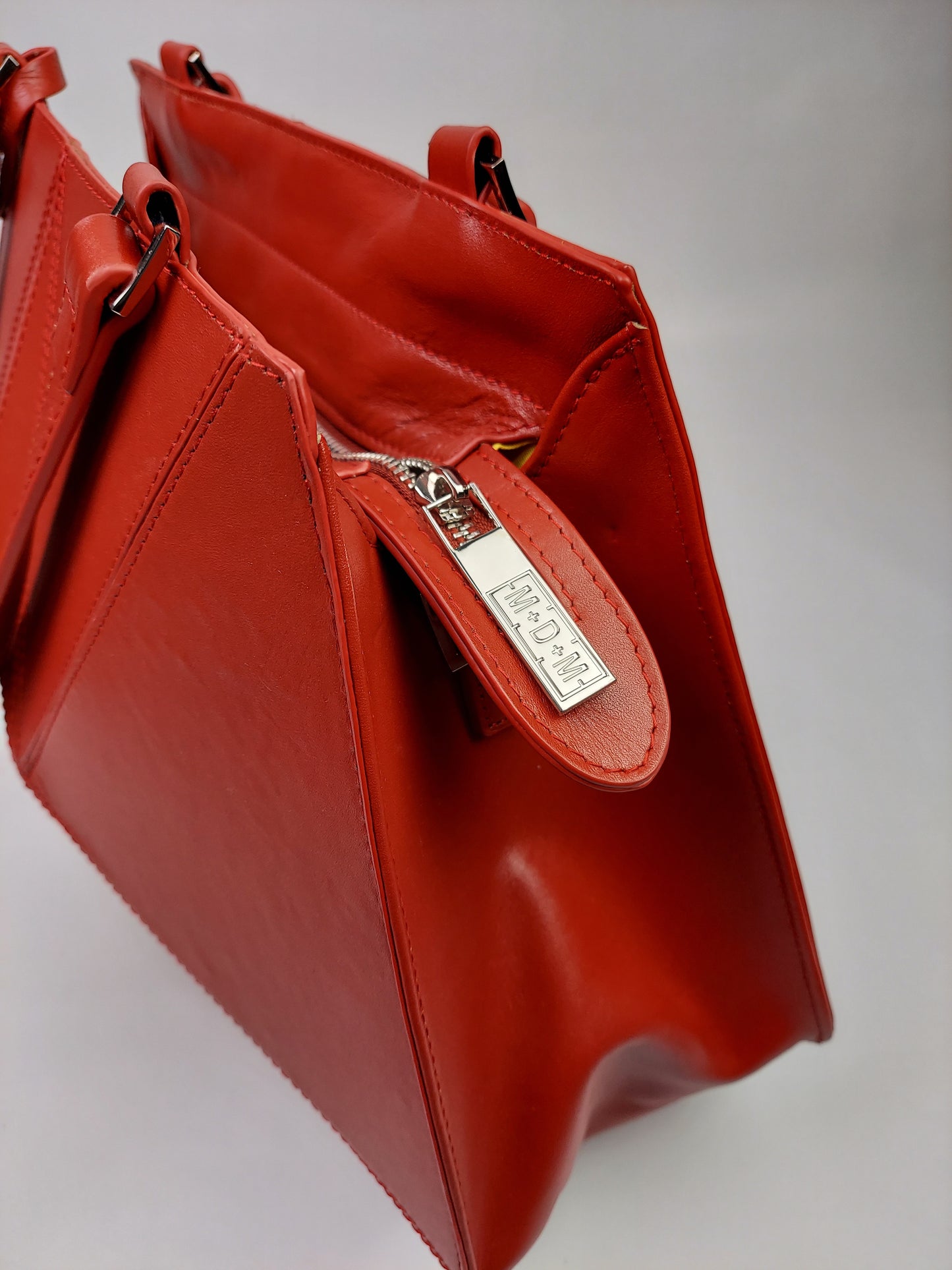 red shoulder handbag collection